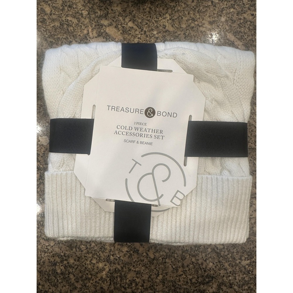 Treasure & Bond Cold Weather Accessory Set Womens One Size White Scarf Beanie